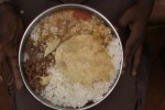 Noon Food > Delicious hot thali